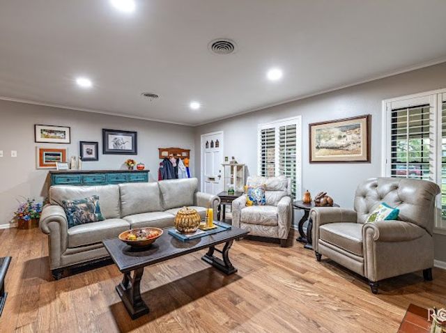 2402 Live Oak Street, San Angelo, TX 76901