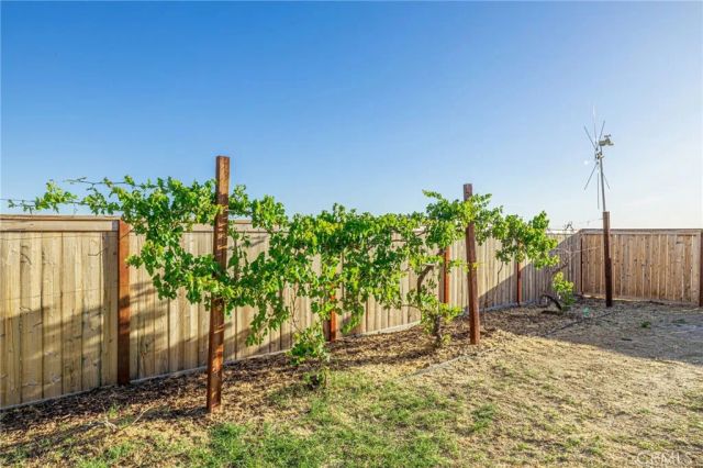3601 Gold Crest, Rosamond, CA 93560