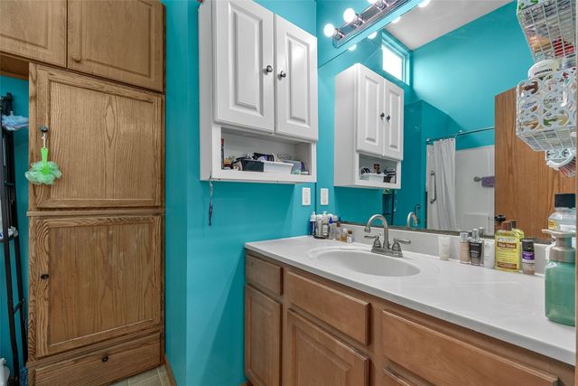 3502 Stoneview Circle SW, Cedar Rapids, IA 52404