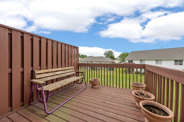 3502 Stoneview Circle SW, Cedar Rapids, IA 52404