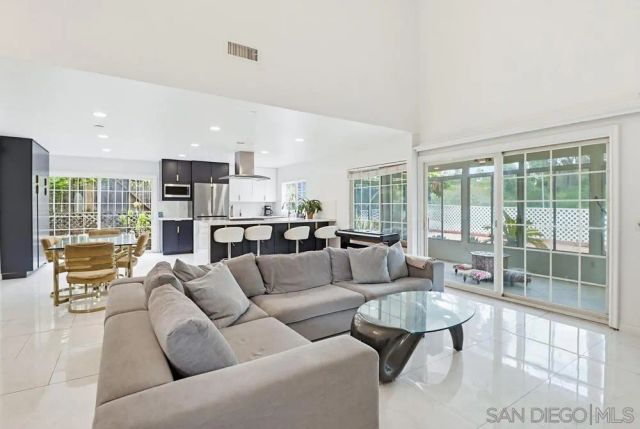 3123 Villa Espana, Spring Valley, CA 91978