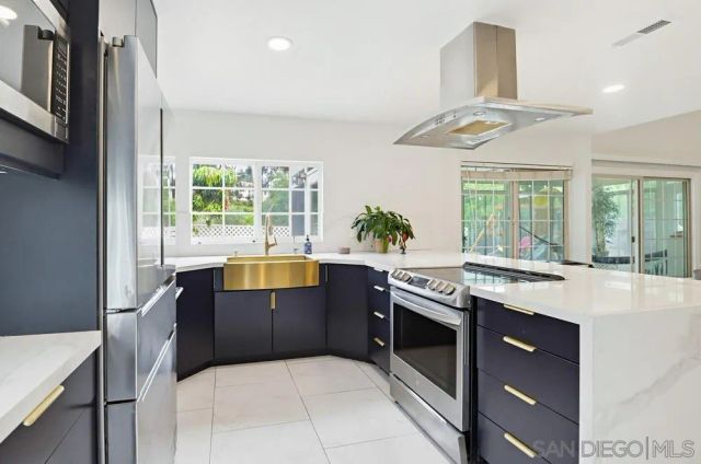 3123 Villa Espana, Spring Valley, CA 91978