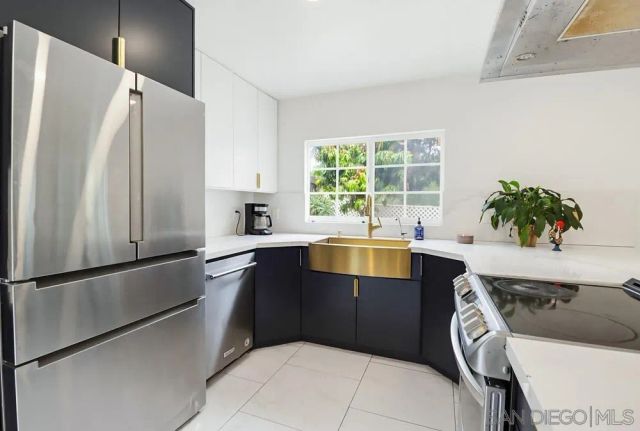 3123 Villa Espana, Spring Valley, CA 91978