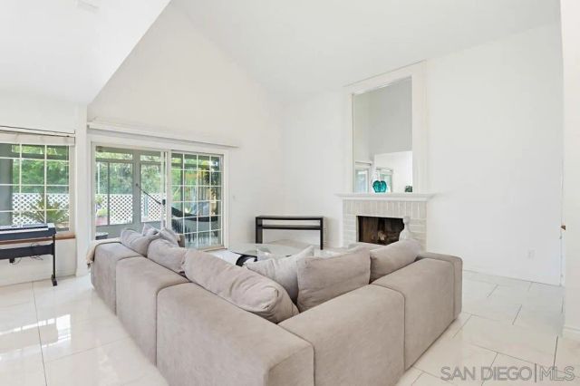 3123 Villa Espana, Spring Valley, CA 91978