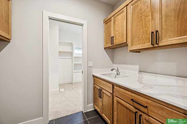 3306 S 212th Street, Elkhorn, NE 68022