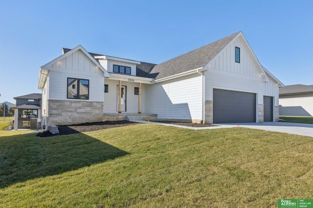 3306 S 212th Street, Elkhorn, NE 68022