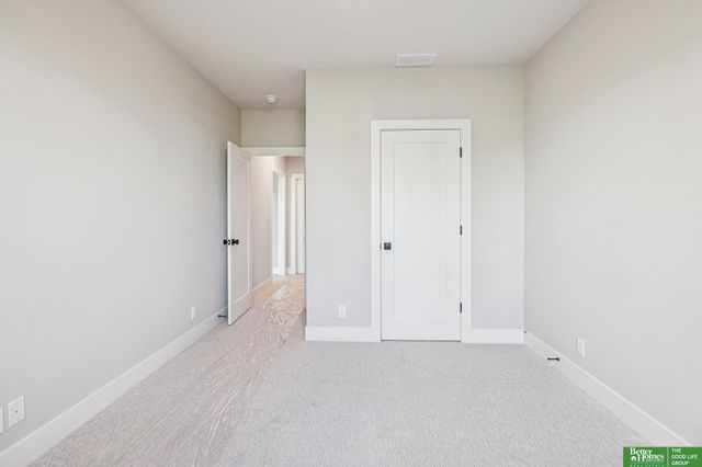 3306 S 212th Street, Elkhorn, NE 68022