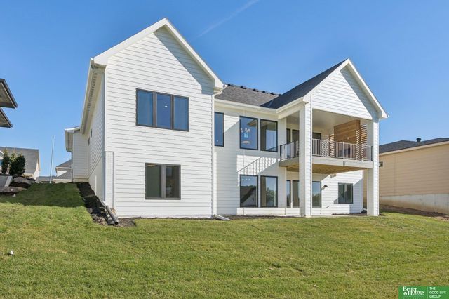 3306 S 212th Street, Elkhorn, NE 68022