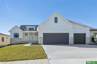 3306 S 212th Street, Elkhorn, NE 68022