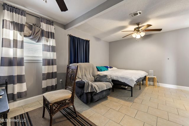 649 N Orchard, D'iberville, MS 39540