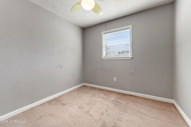 649 N Orchard, D'iberville, MS 39540