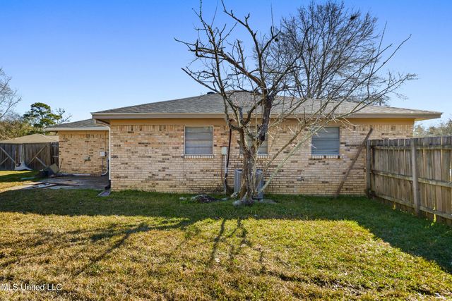 649 N Orchard, D'iberville, MS 39540