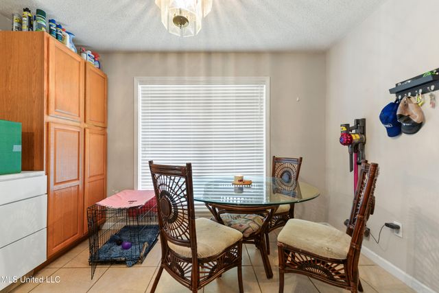 649 N Orchard, D'iberville, MS 39540