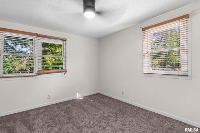 3360 CARMAN Avenue, Springfield, IL 62703