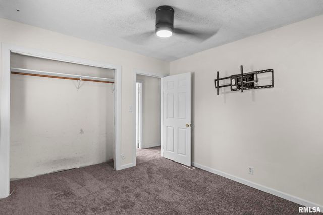 3360 CARMAN Avenue, Springfield, IL 62703