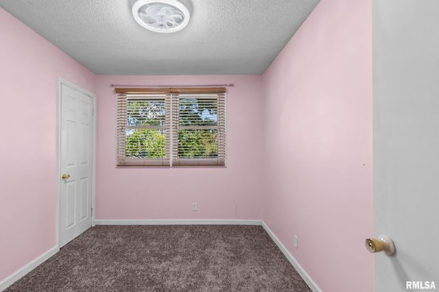 3360 CARMAN Avenue, Springfield, IL 62703