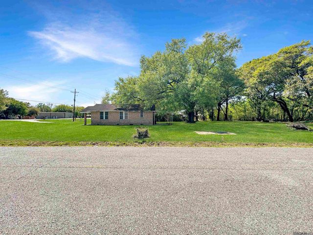 13409 La Hwy 44, Gonzales, LA 70737