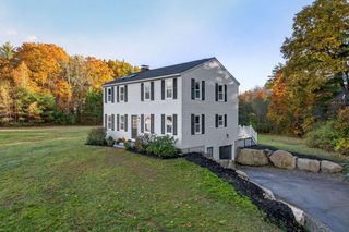 16 Little River Road, Nottingham, NH 03290
