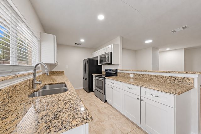 6009 Mimosa Lane, Rowlett, TX 75089