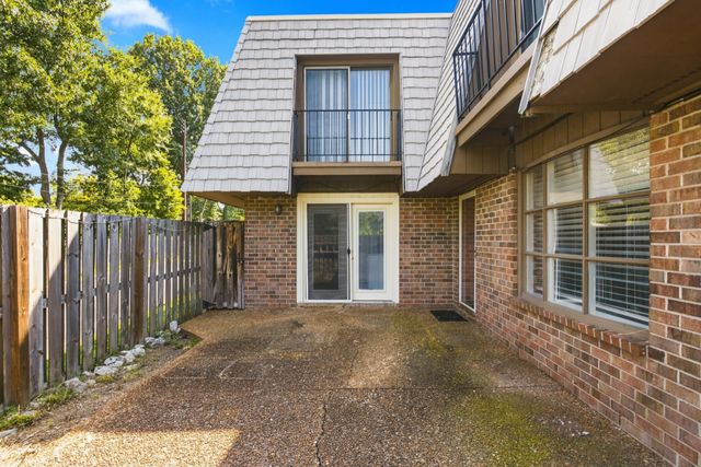 237 Cedarwood Ln, Madison, TN 37115