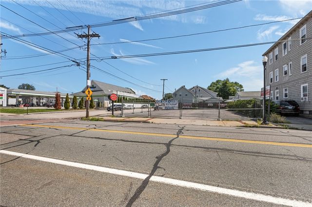 162 Vincent Avenue, North Providence, RI 02904