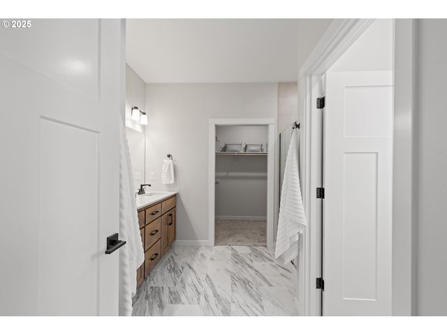 5000 Ne 71ST St, Vancouver, WA 98661