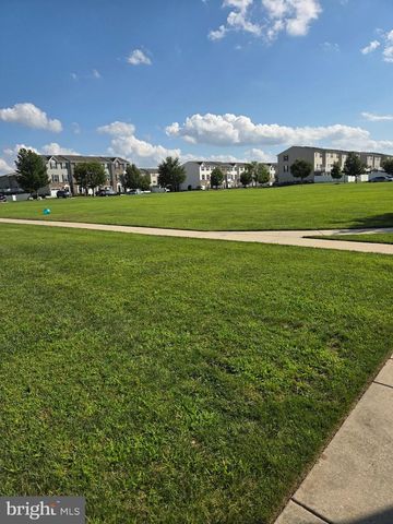 47 VILLAGE GREEN LN, Sicklerville, NJ 08081