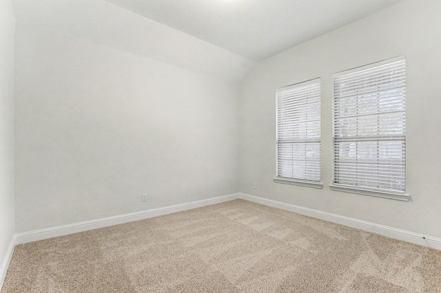 421 Bentley Drive, Midlothian, TX 76065