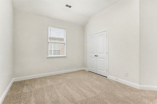 421 Bentley Drive, Midlothian, TX 76065