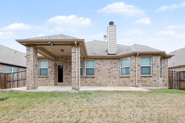 421 Bentley Drive, Midlothian, TX 76065
