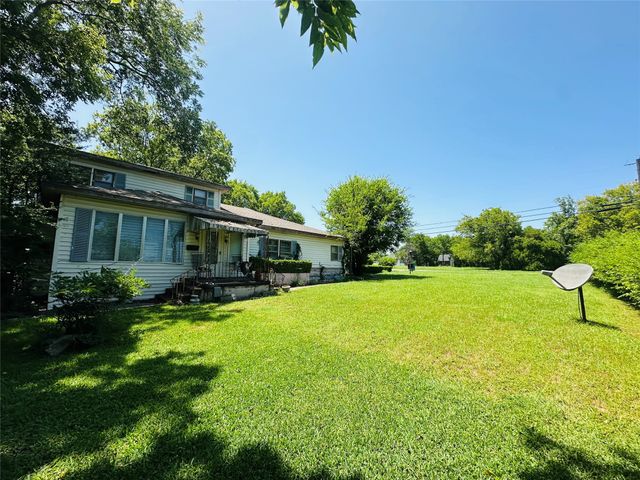 501 W Main Street, Mexia, TX 76661