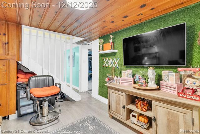 1052 Michigan Boulevard, Lincoln Park, MI 48146