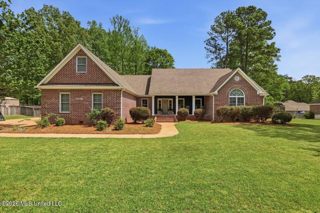 2003 W Canterbury Place, Brandon, MS 39042