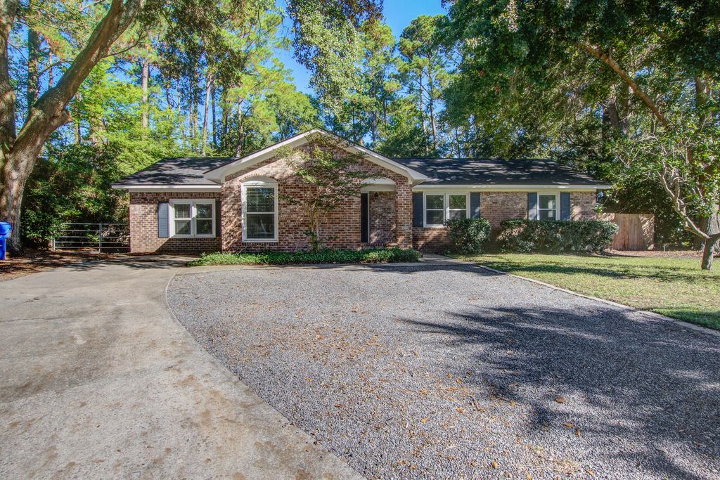 1138 Lee Shore Lane, Mount Pleasant, SC 29464