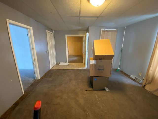 609 W Pleasant Street, Freeport, IL 61032