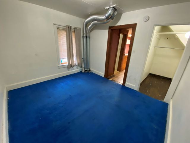 609 W Pleasant Street, Freeport, IL 61032