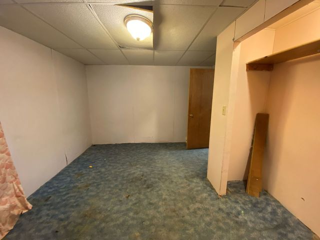 609 W Pleasant Street, Freeport, IL 61032