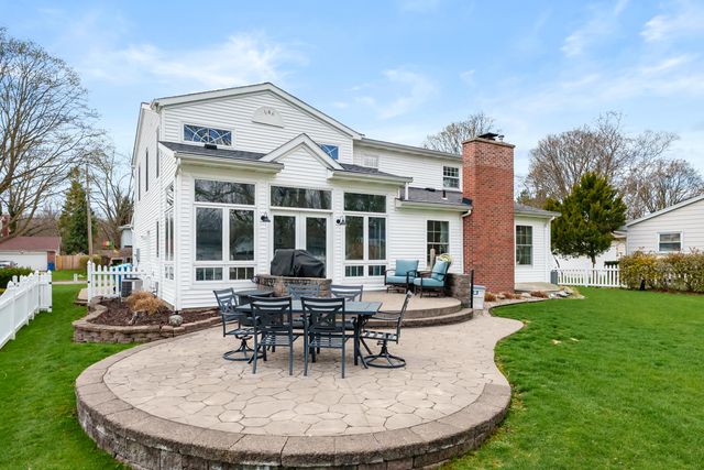 1320 Highgate Road, Kalamazoo City, MI 49006