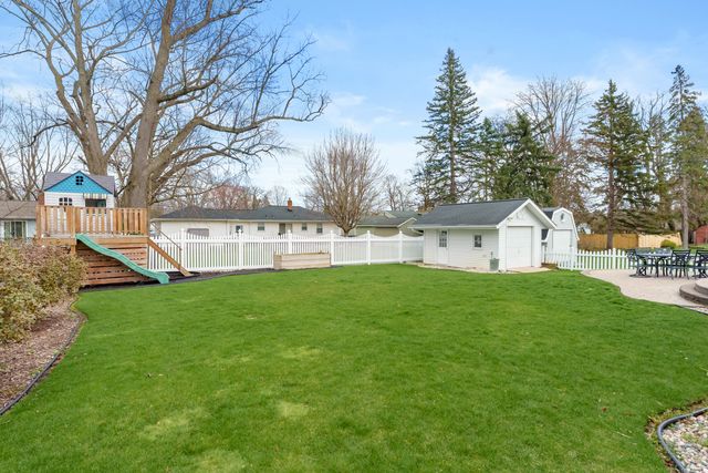 1320 Highgate Road, Kalamazoo City, MI 49006