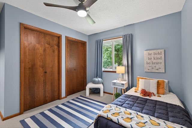 7708 Zealand Avenue N, Brooklyn Park, MN 55445