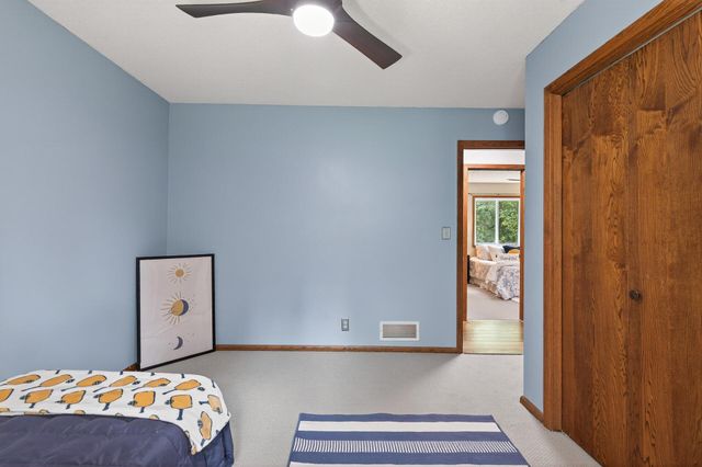 7708 Zealand Avenue N, Brooklyn Park, MN 55445