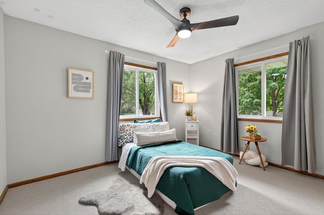 7708 Zealand Avenue N, Brooklyn Park, MN 55445