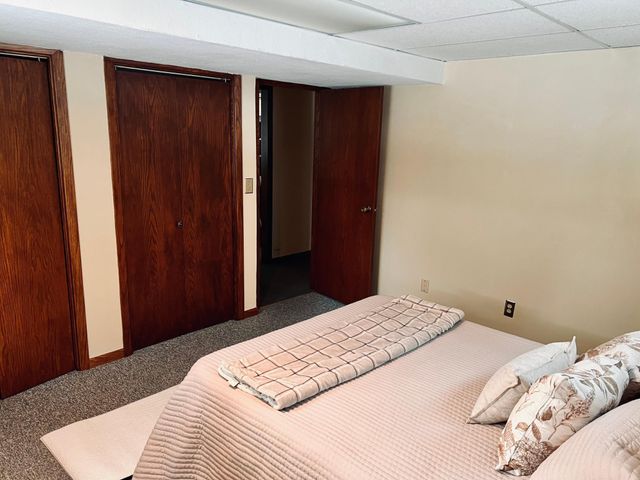 7708 Zealand Avenue N, Brooklyn Park, MN 55445