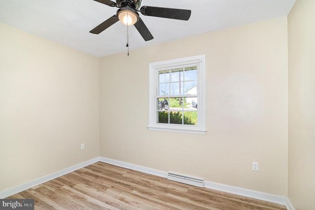 1318 MAIN ST, Harrisburg, PA 17113