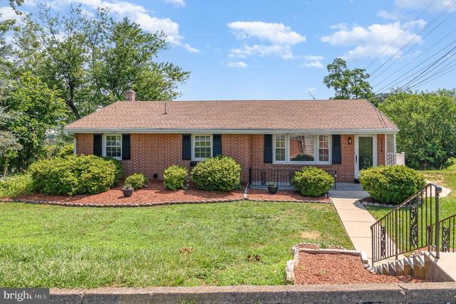 1318 MAIN ST, Harrisburg, PA 17113
