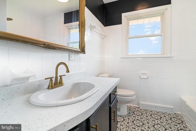 1318 MAIN ST, Harrisburg, PA 17113