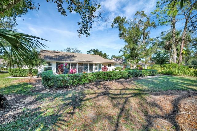5721 GARDEN LAKES MAJESTIC, Bradenton, FL 34203