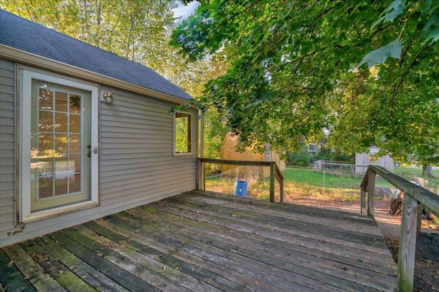 4993 W Clayton Road, Fitchburg, WI 53711