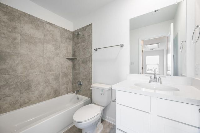 4004 Wynn RD, Hutto, TX 78634