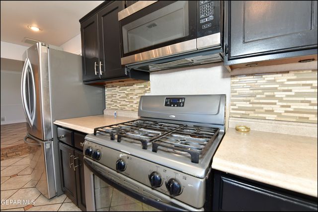 415 Balboa Road, El Paso, TX 79912